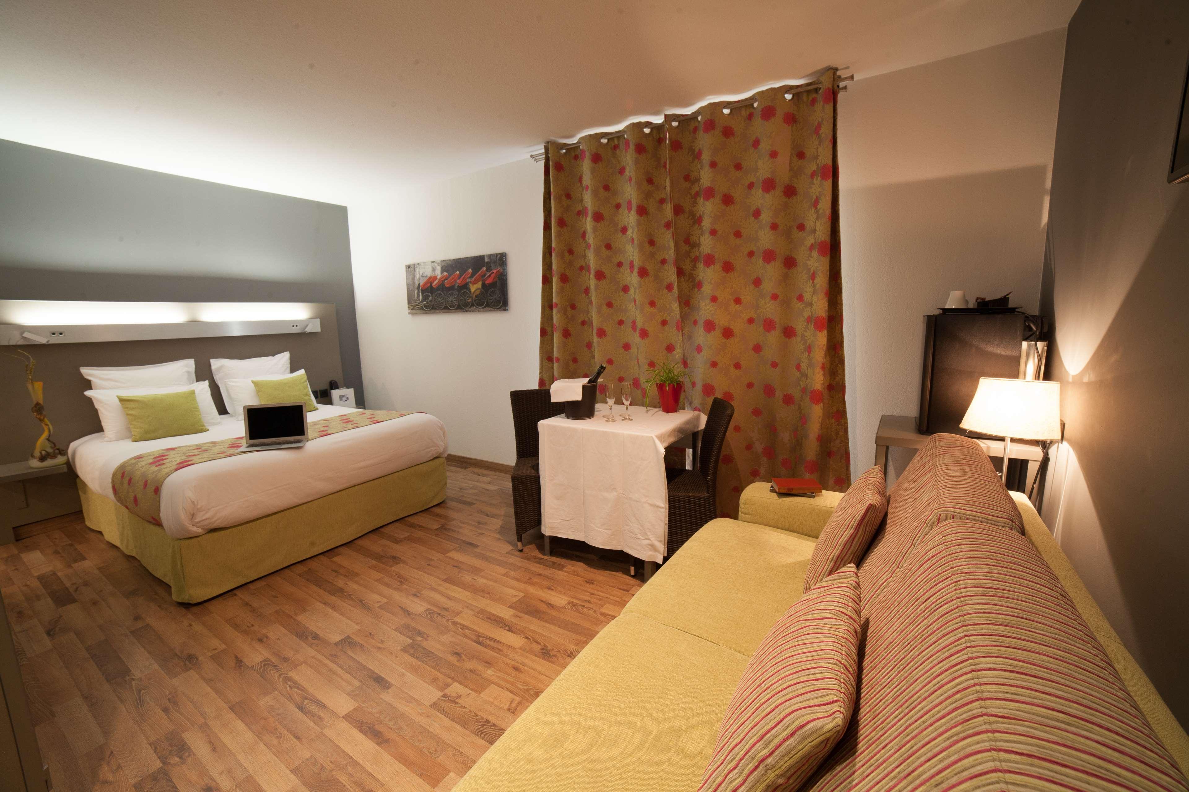 The Originals City, Hotel Les Domes, Perpignan Sud Saleilles Exterior photo